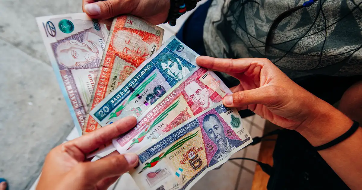 La Verdad sobre las Tarjetas de Crédito con Dinero Gratis: ¿Mito o Realidad en Guatemala?